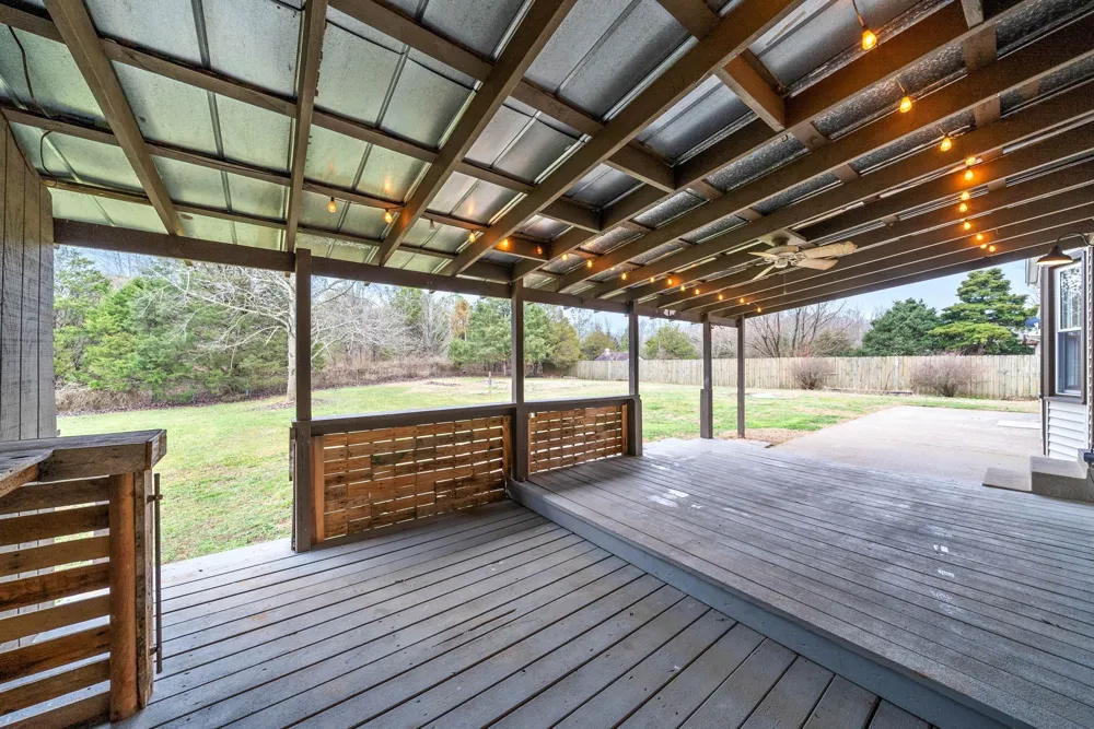 803 Merritt Lewis Ln Clarksville, TN 37042