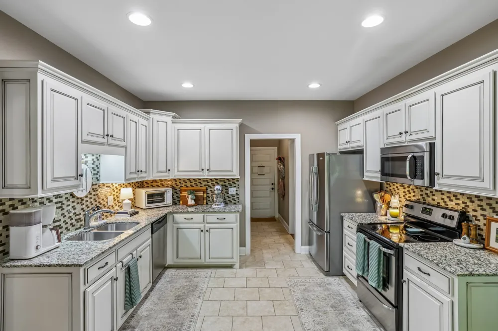 2604 Tellyman Ave Murfreesboro, TN 37130