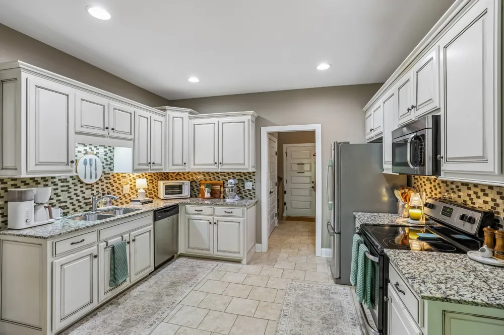 2604 Tellyman Ave Murfreesboro, TN 37130