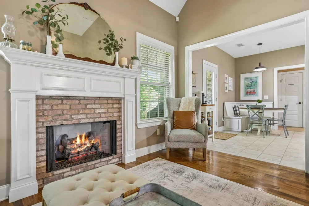2604 Tellyman Ave Murfreesboro, TN 37130