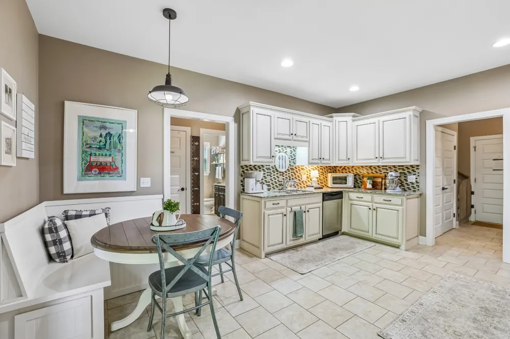 2604 Tellyman Ave Murfreesboro, TN 37130