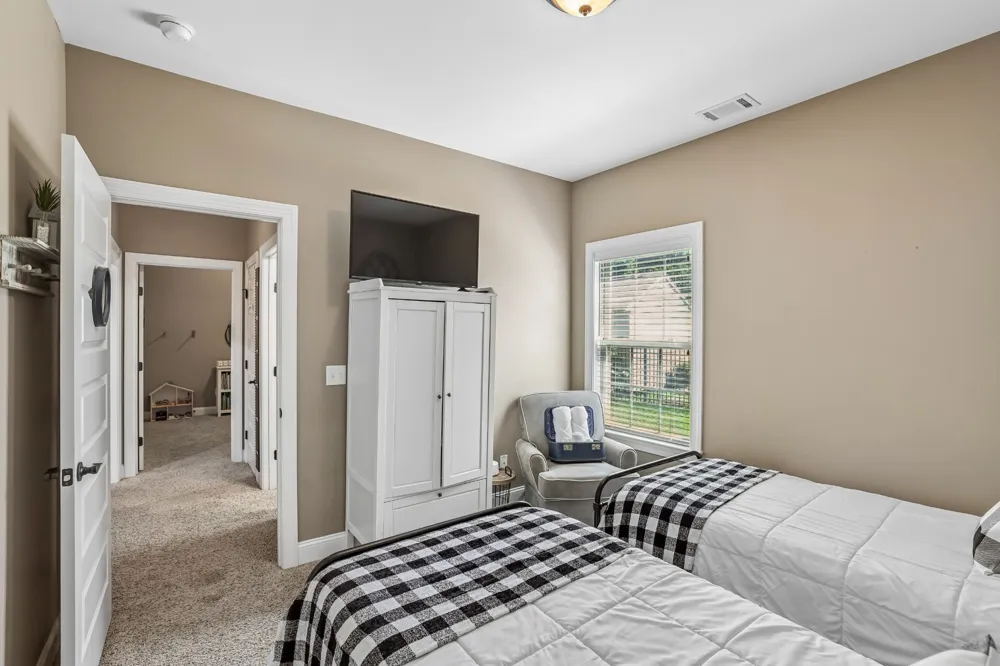 2604 Tellyman Ave Murfreesboro, TN 37130
