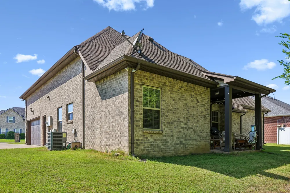 2604 Tellyman Ave Murfreesboro, TN 37130