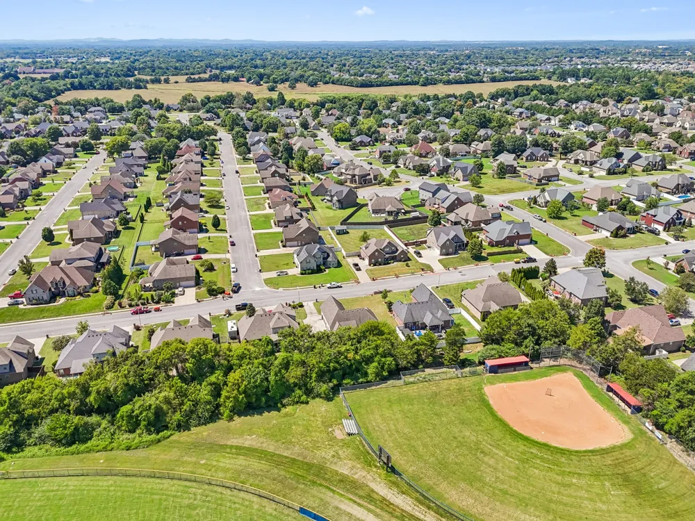2604 Tellyman Ave Murfreesboro, TN 37130