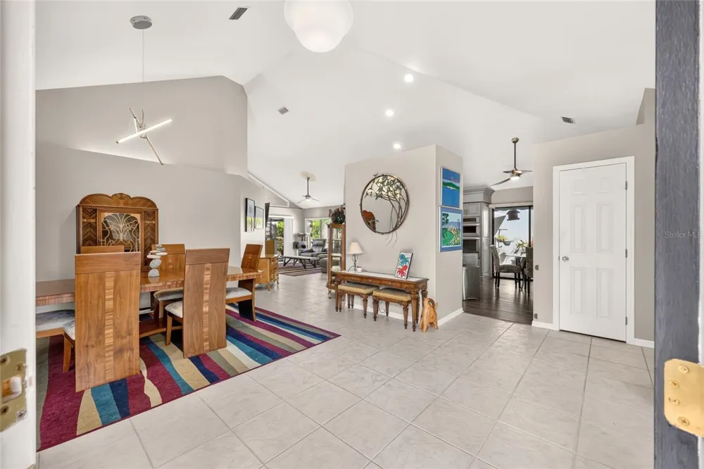 1912 SE TWIN BRIDGE CIRCLE ocala, FL 34471
