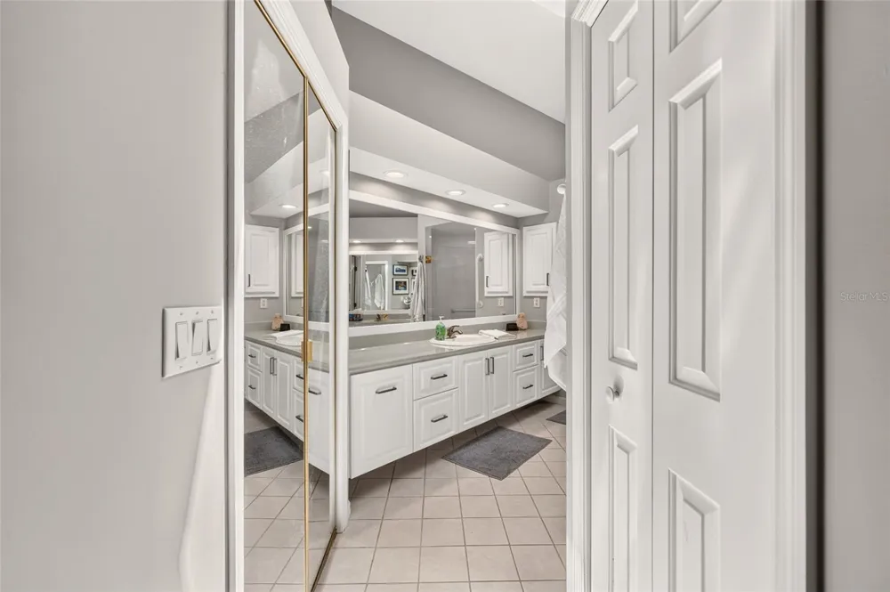 1912 SE TWIN BRIDGE CIRCLE ocala, FL 34471
