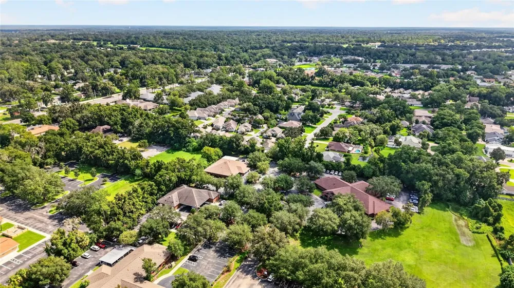 1912 SE TWIN BRIDGE CIRCLE ocala, FL 34471