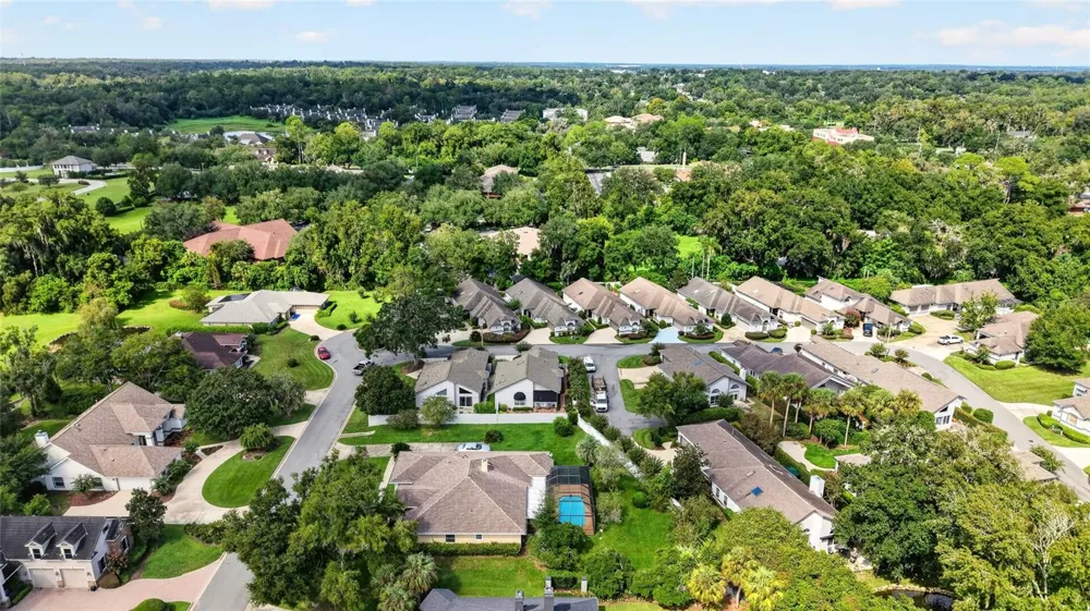 1912 SE TWIN BRIDGE CIRCLE ocala, FL 34471