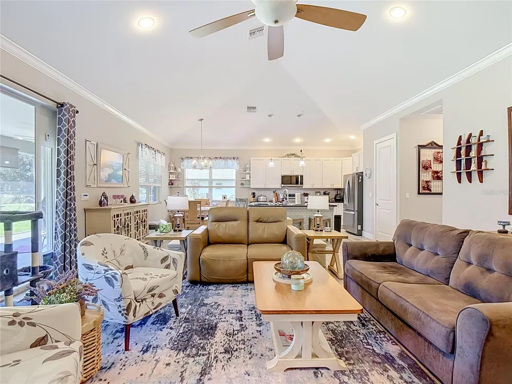 108 OAK KNOLLS CIRCLE Sebring, FL 33876