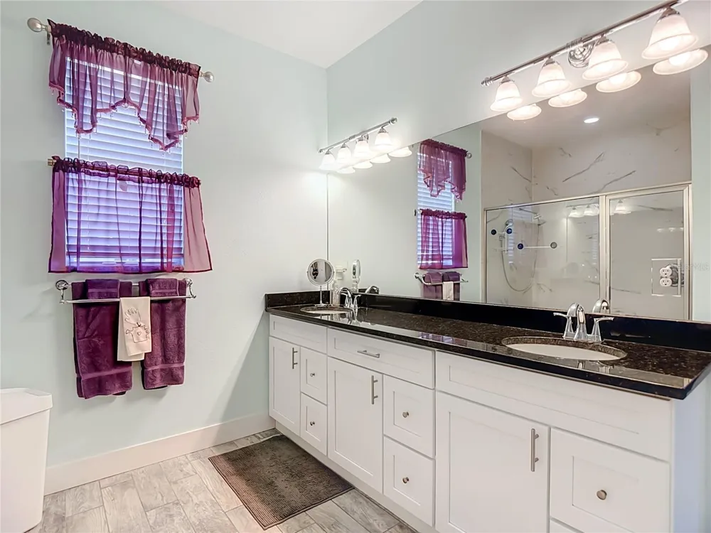 108 OAK KNOLLS CIRCLE Sebring, FL 33876