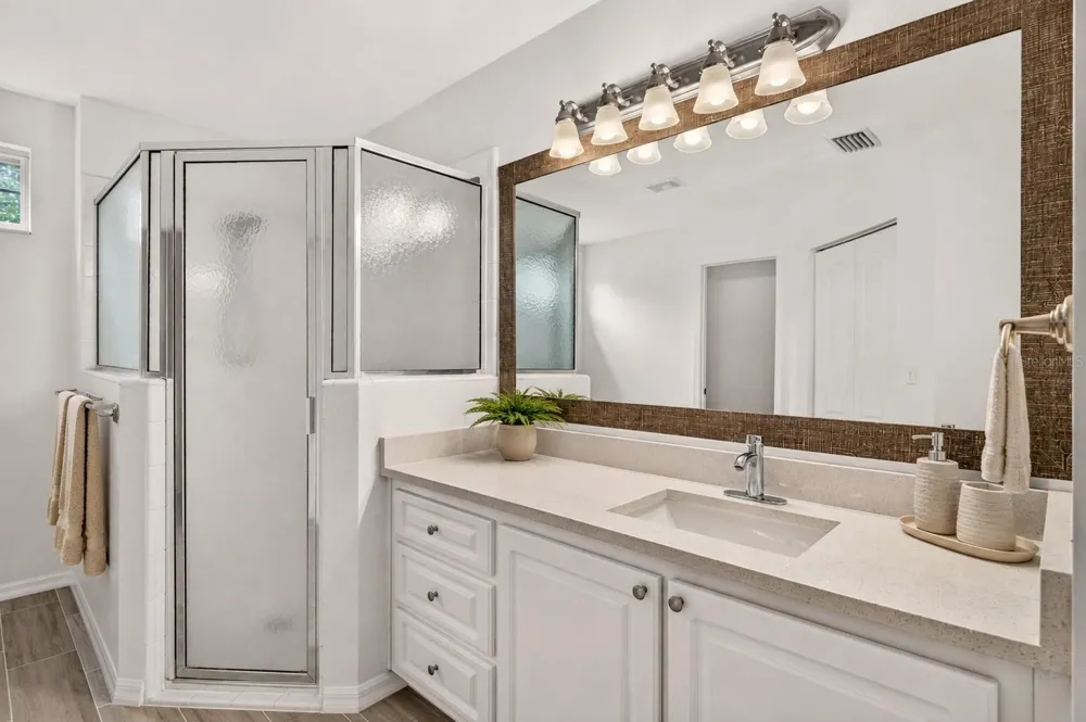 8120 SW 52ND LANE Gainesville, FL 32608