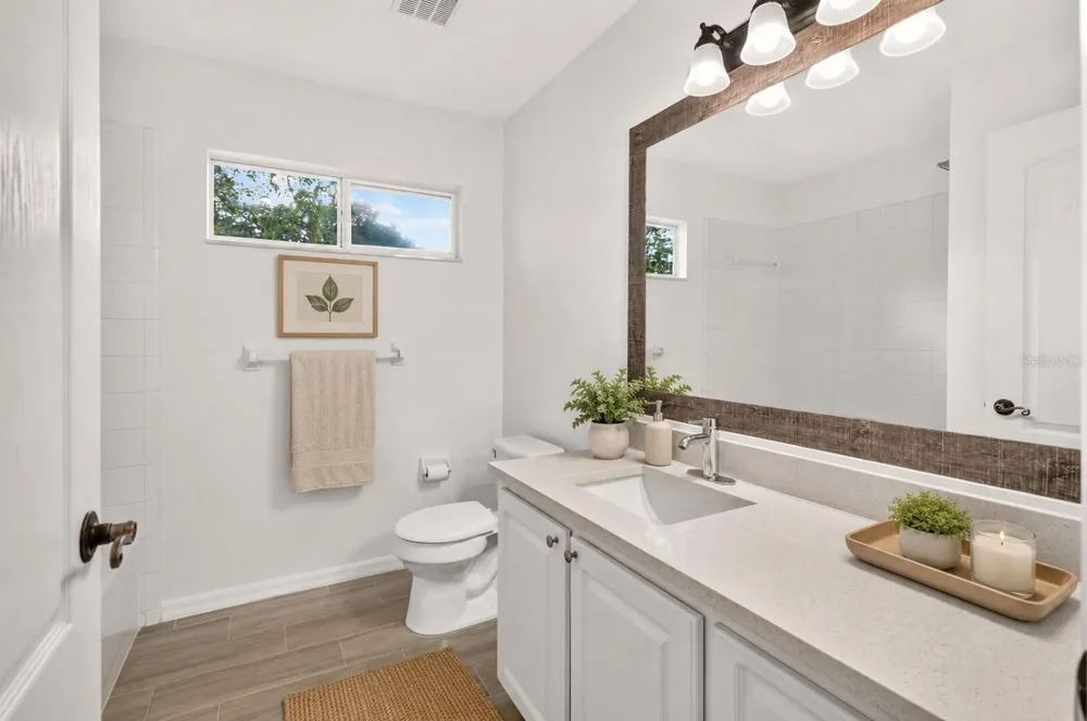 8120 SW 52ND LANE Gainesville, FL 32608