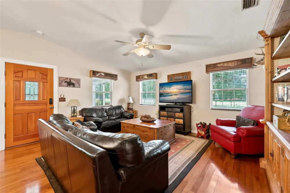 7417 NW COUNTY ROAD 235 Alachua, FL 32615