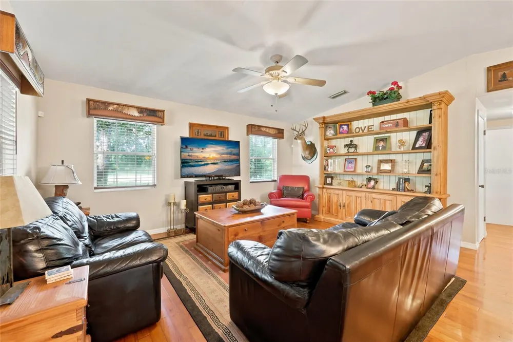 7417 NW COUNTY ROAD 235 Alachua, FL 32615