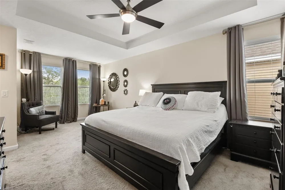 2427 LINER AVENUE Apopka, FL 32703