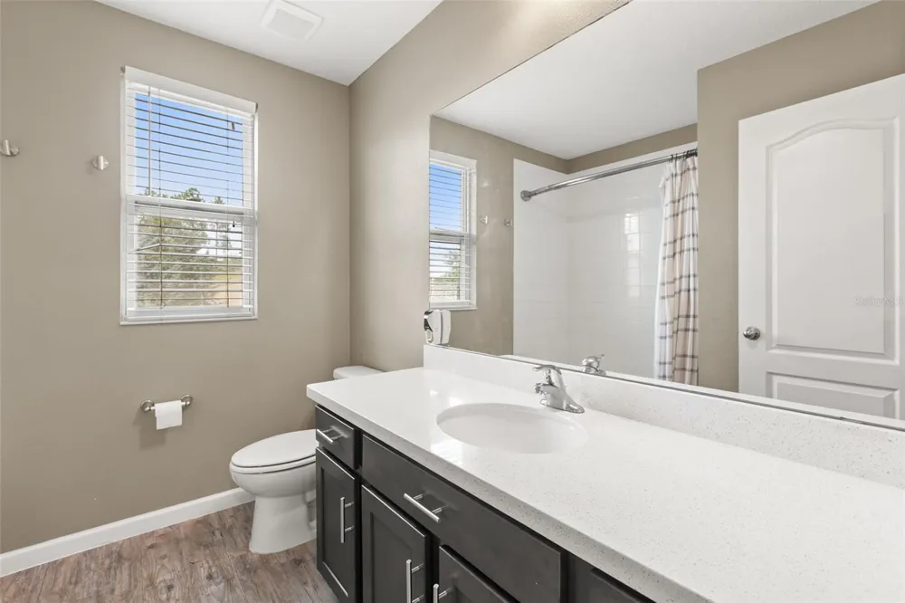 2427 LINER AVENUE Apopka, FL 32703