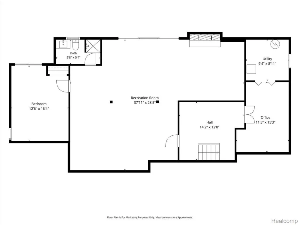 4337 Ravinewood Drive Commerce Charter Township, MI 48382