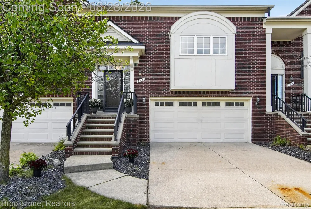 759 PAINT CREEK DRIVE Troy City, MI 48085