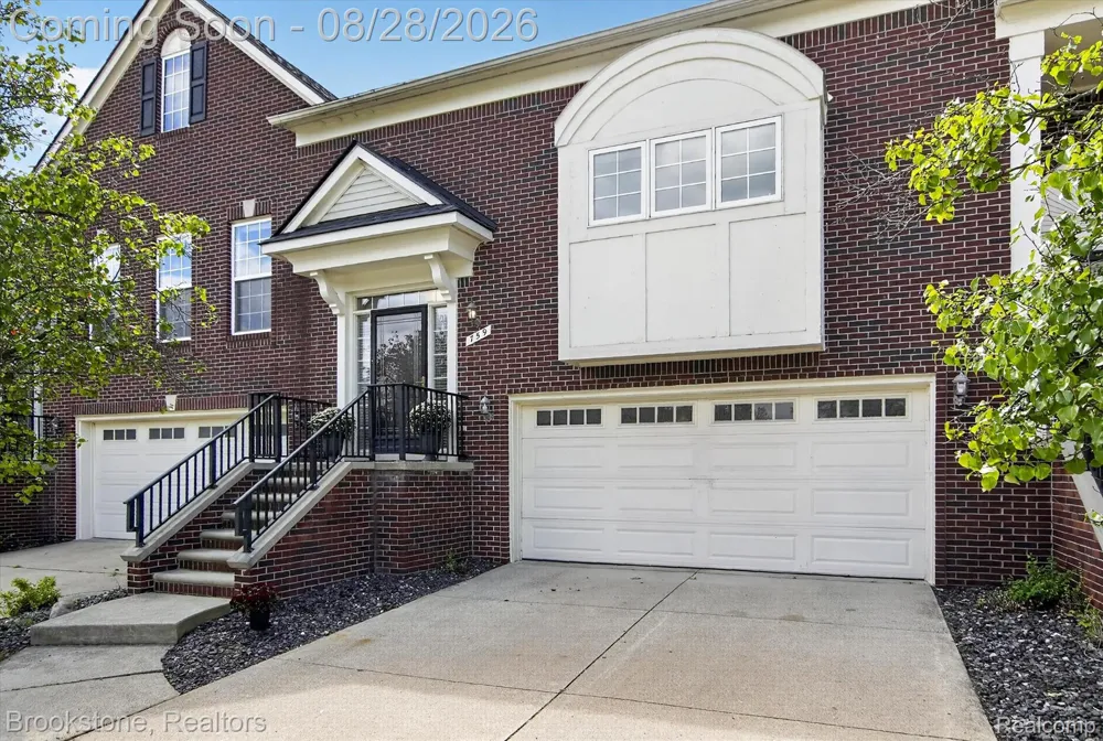759 PAINT CREEK DRIVE Troy City, MI 48085