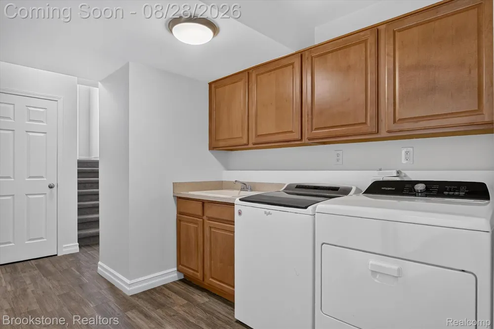 759 PAINT CREEK DRIVE Troy City, MI 48085
