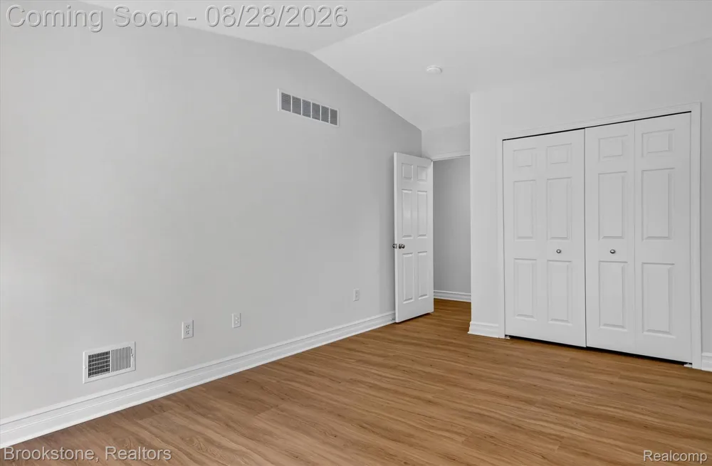 759 PAINT CREEK DRIVE Troy City, MI 48085