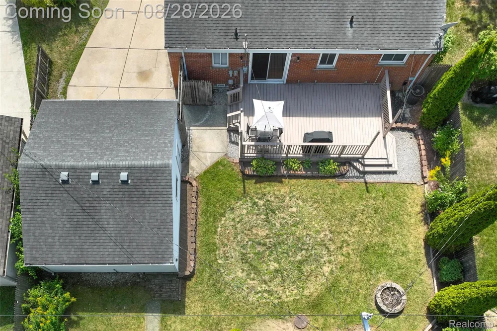 31528 Alabama Street Livonia City, MI 48150