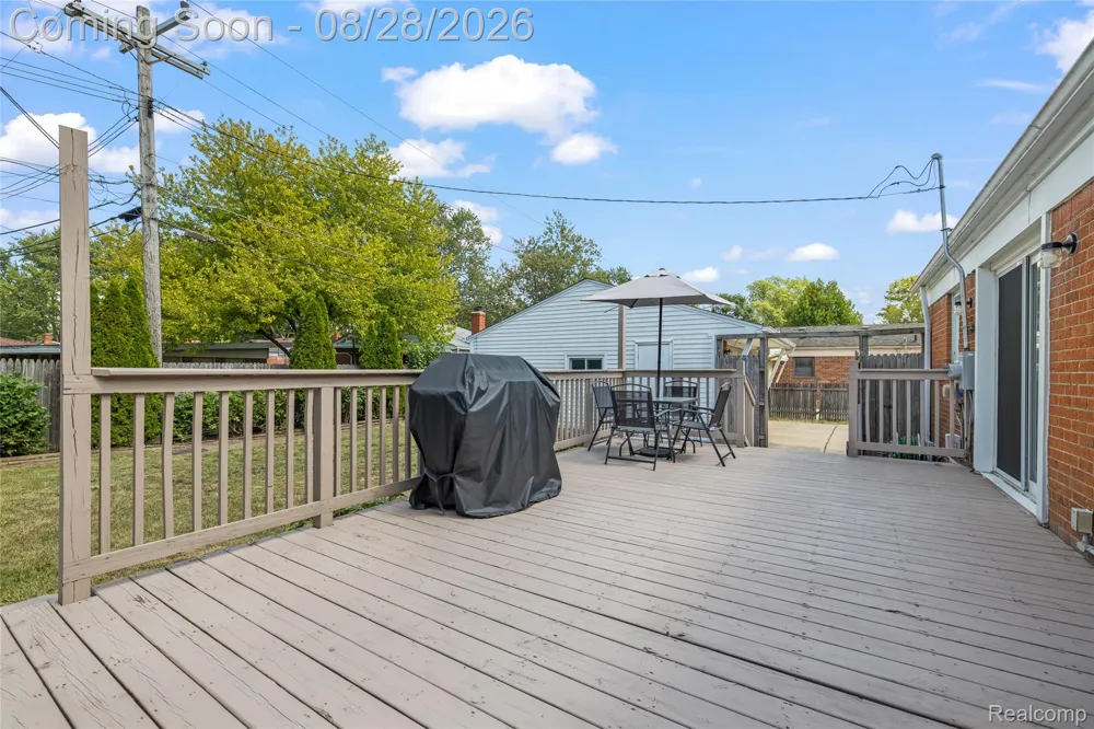 31528 Alabama Street Livonia City, MI 48150