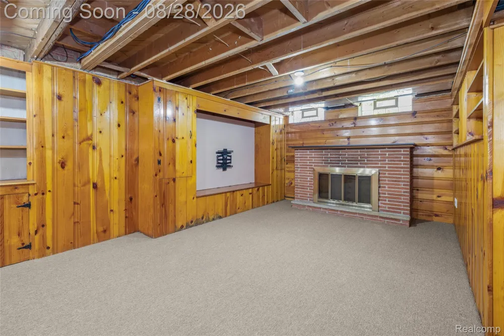 31528 Alabama Street Livonia City, MI 48150
