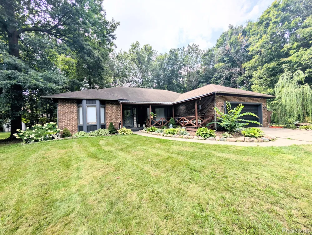5251 Lin Hill Drive Mundy Township, MI 48473