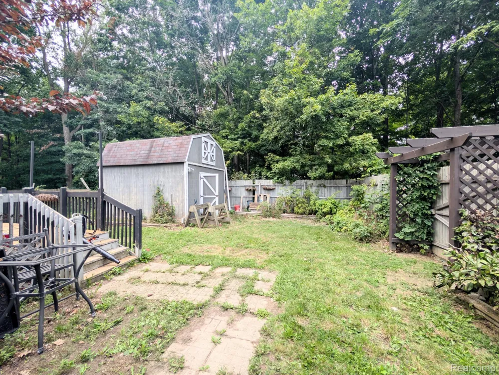 5251 Lin Hill Drive Mundy Township, MI 48473