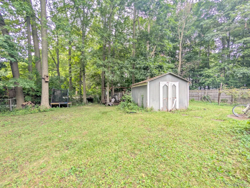 5251 Lin Hill Drive Mundy Township, MI 48473