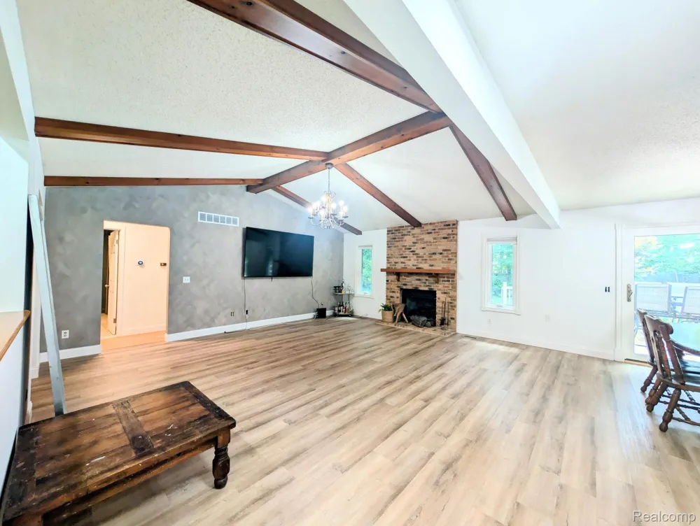 5251 Lin Hill Drive Mundy Township, MI 48473
