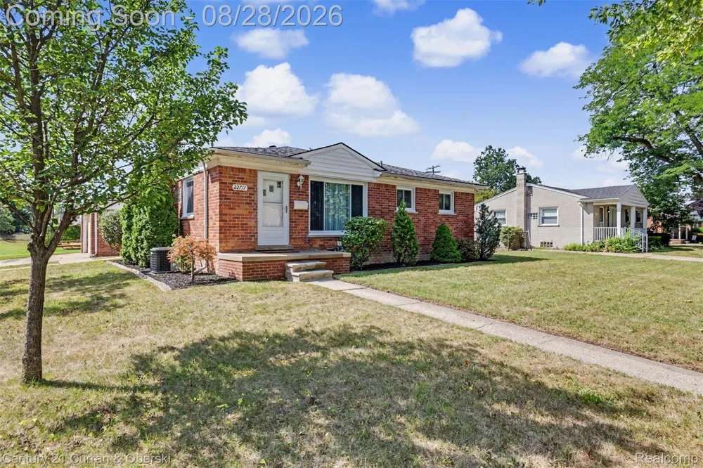 22711 Hayes Street Taylor City, MI 48180
