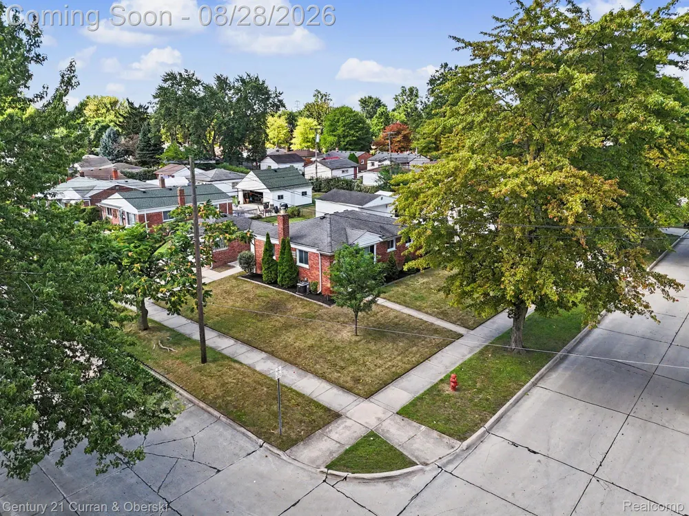 22711 Hayes Street Taylor City, MI 48180