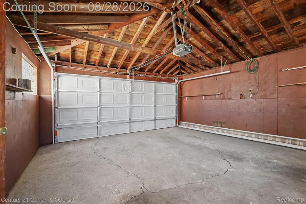 22711 Hayes Street Taylor City, MI 48180