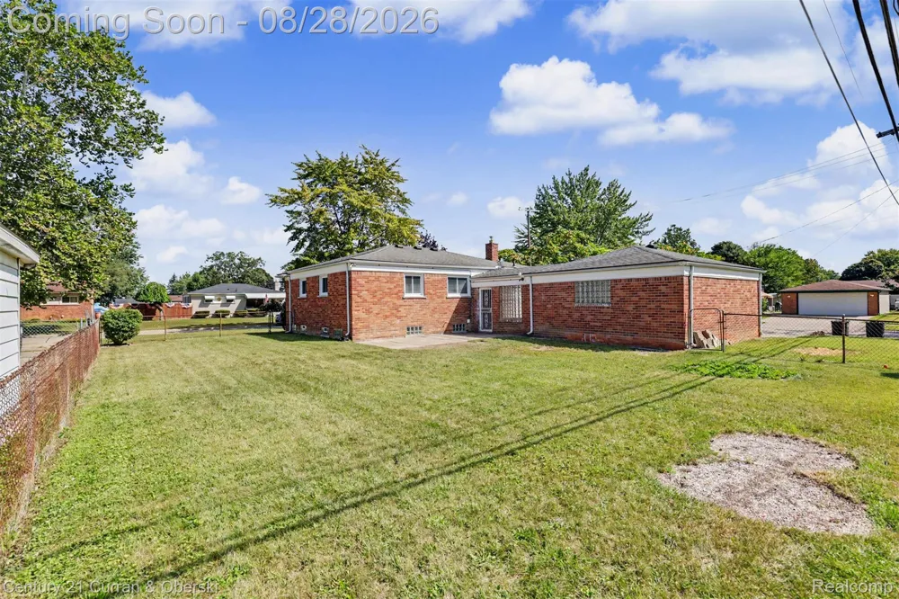 22711 Hayes Street Taylor City, MI 48180
