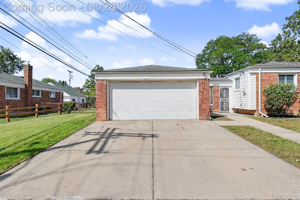 22711 Hayes Street Taylor City, MI 48180