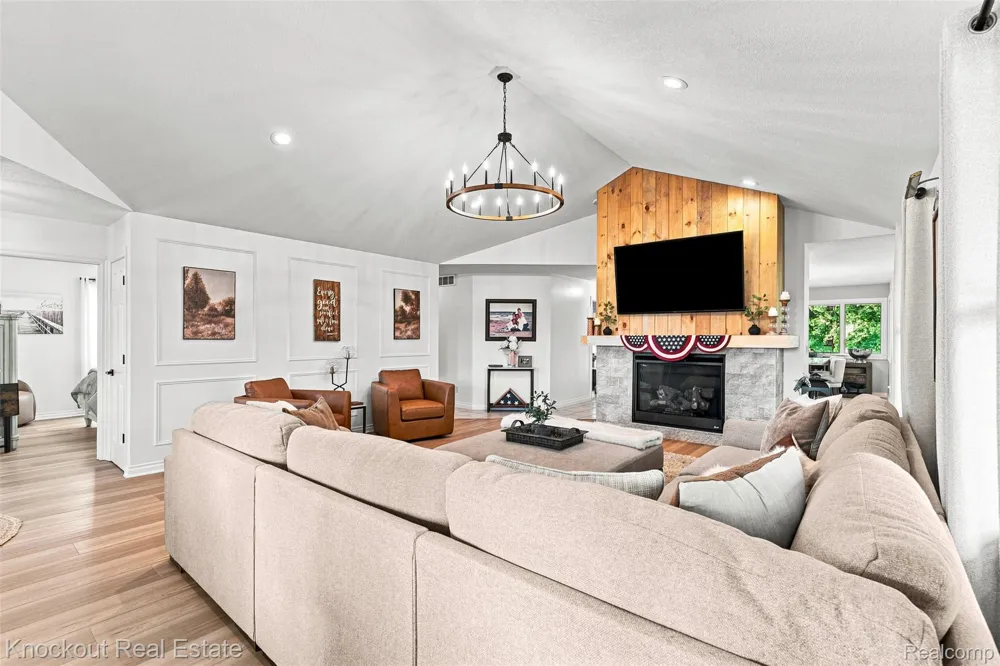 7578 Waters Edge Drive Tuscola Township, MI 48768