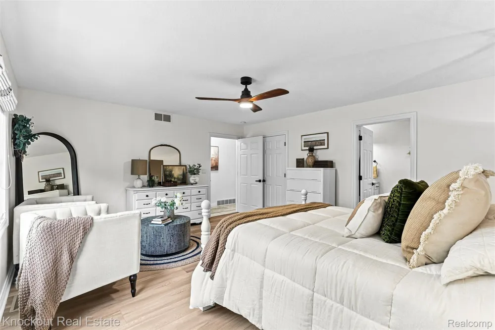 7578 Waters Edge Drive Tuscola Township, MI 48768