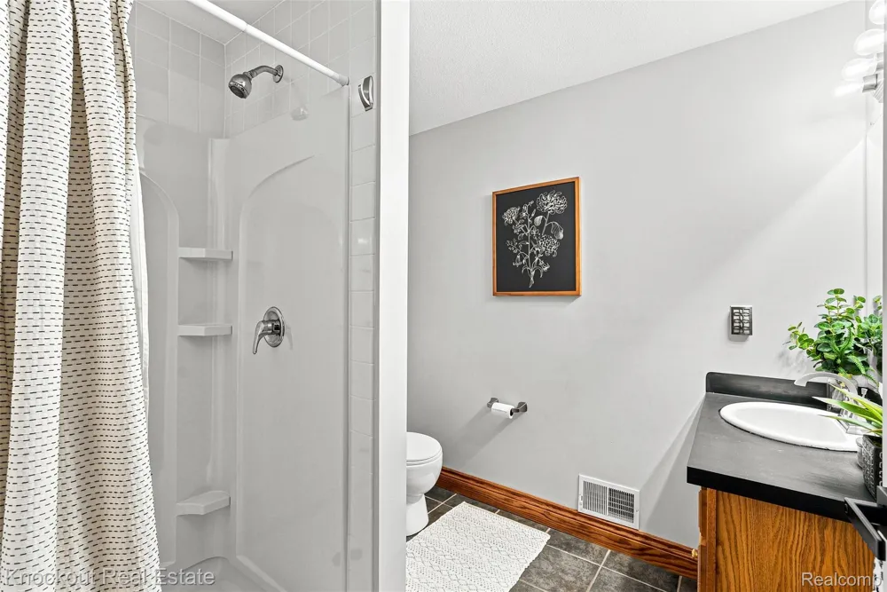 7578 Waters Edge Drive Tuscola Township, MI 48768