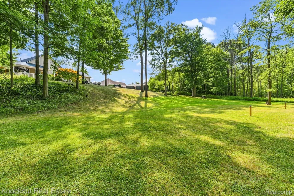 7578 Waters Edge Drive Tuscola Township, MI 48768