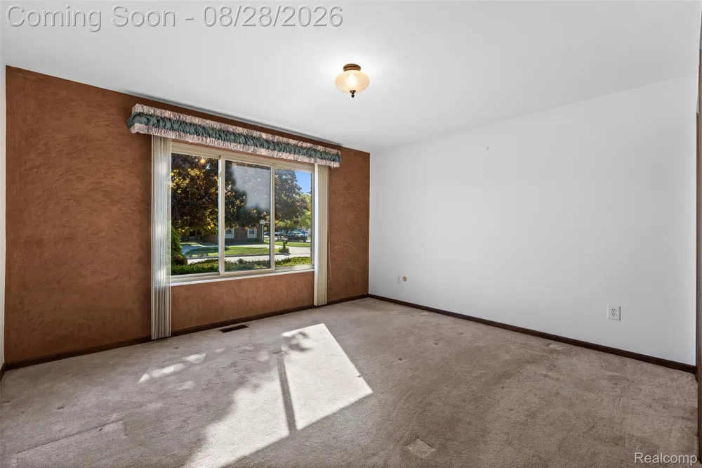 38653 Levisham Drive Clinton Charter Township, MI 48038