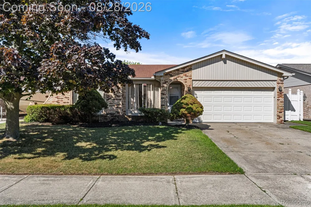 38653 Levisham Drive Clinton Charter Township, MI 48038