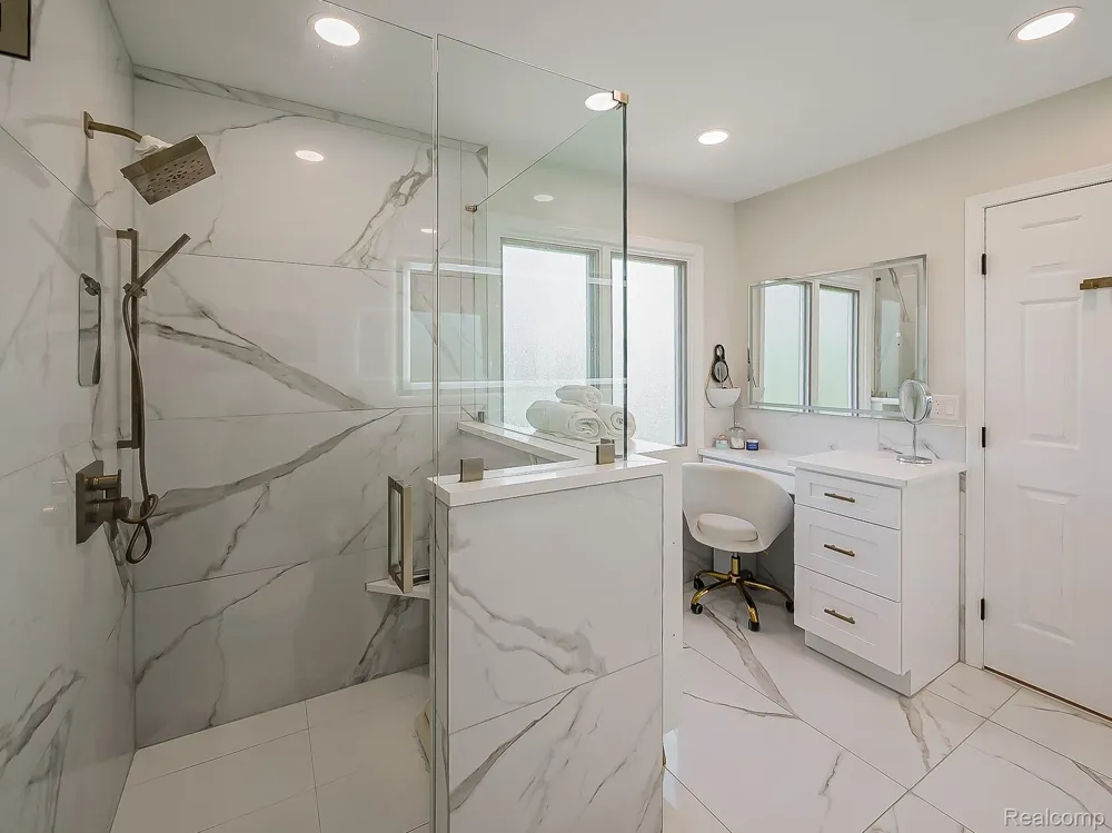 13340 Andover Drive Plymouth Charter Township, MI 48170