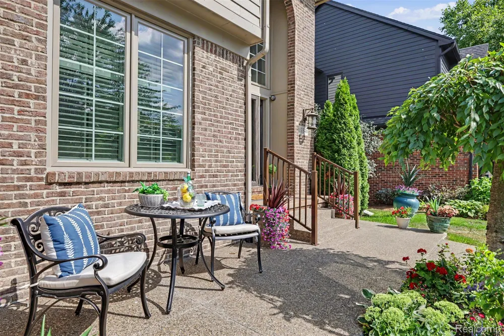 13340 Andover Drive Plymouth Charter Township, MI 48170