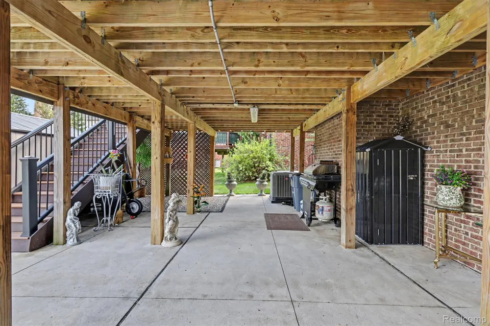 13340 Andover Drive Plymouth Charter Township, MI 48170