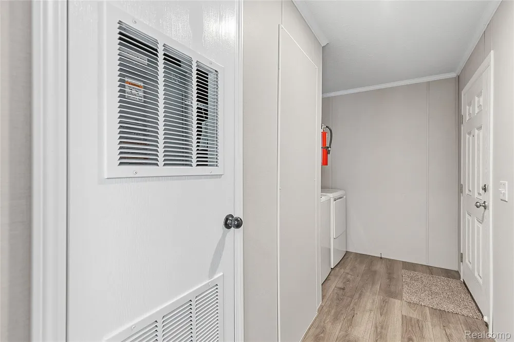181 Highland Terrace White Lake Charter Township, MI 48386