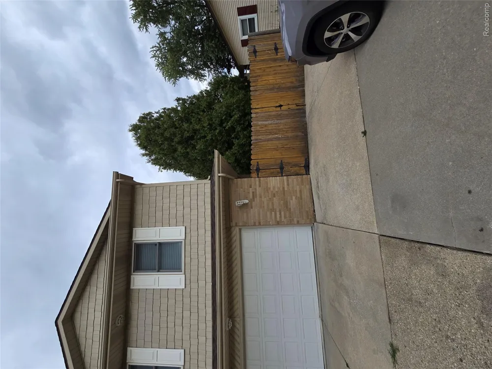 5080 Georgetown Road Grand Blanc Charter Township, MI 48439