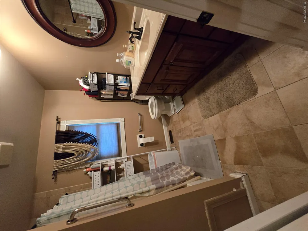 5080 Georgetown Road Grand Blanc Charter Township, MI 48439