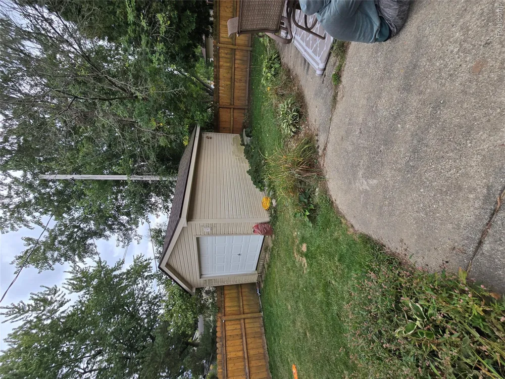 5080 Georgetown Road Grand Blanc Charter Township, MI 48439